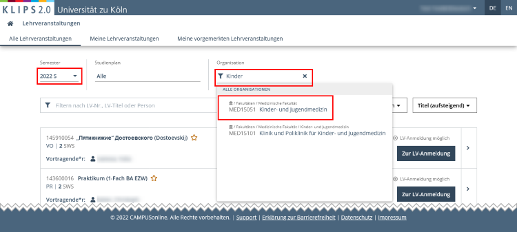 The All Courses view is displayed again. The semester selection is highlighted. This time, the search term Kinder is highlighted in the filter menu Organisation and the suggested organisation Kinder- und Jugendmedizin is highlighted below it.